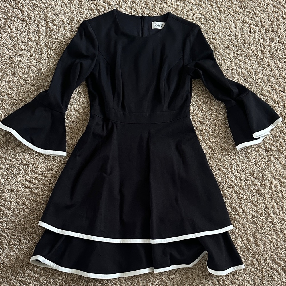 Eliza J Black Long-Sleeve Dress with White Trim
